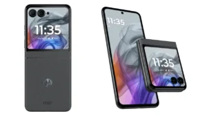 Motorola Razr 50 फोल्डेबल स्मार्टफोन का फ्रंट और बैक व्यू जिसमें कवर डिस्प्ले दिखाई दे रही है।