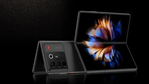 Nubia Fold Launched: The First Foldable Phone with an 8-inch Display and 6560mAh Battery, Know Price and Features
