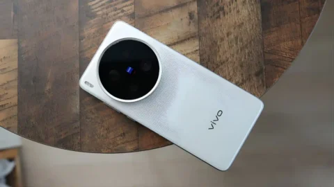 Vivo X300 Ultra Global Debut Confirmed – Dual 200MP Cameras, 7000mAh Battery and Next-Gen Snapdragon Power